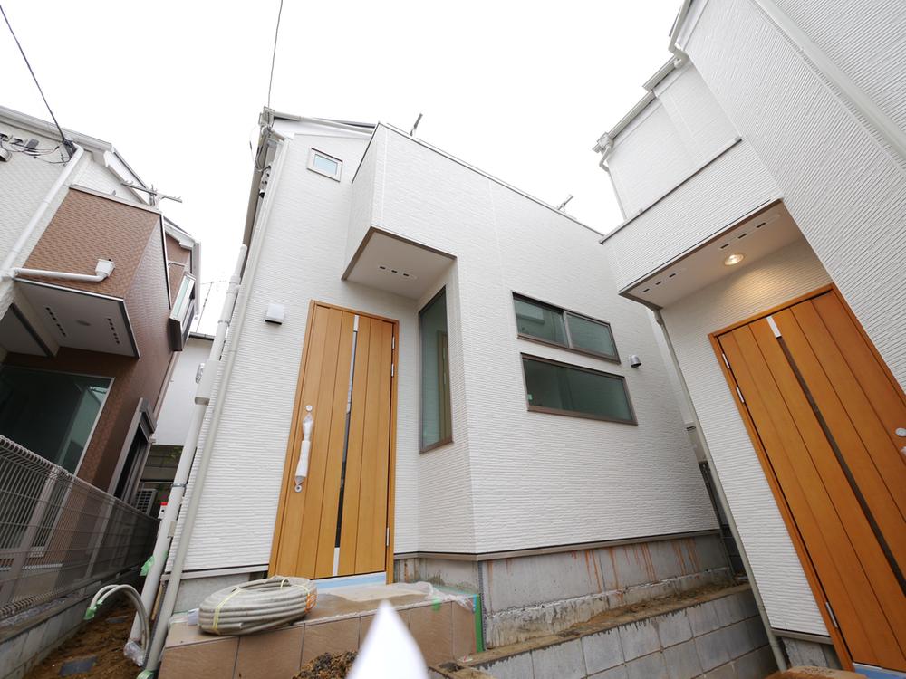 Local appearance photo