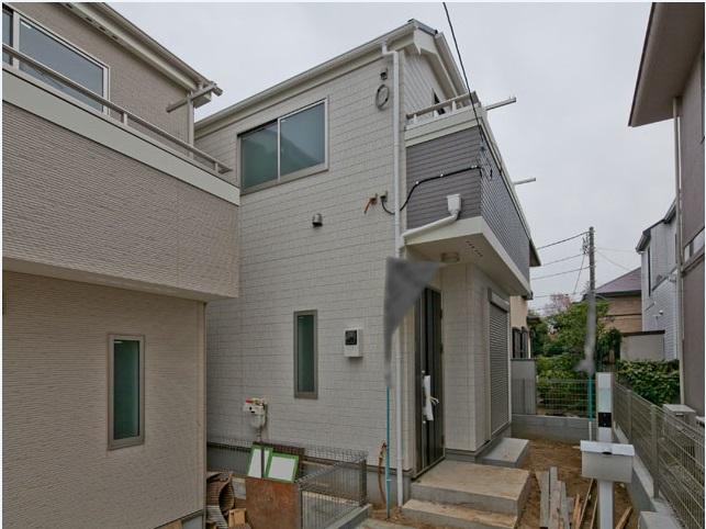 Local appearance photo. Building 2 Local appearance photo