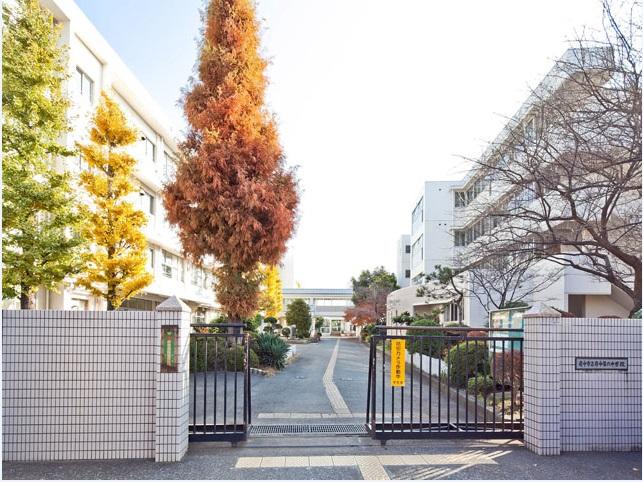 Junior high school. Fuchu Municipal Fuchu sixth junior high school Distance 1090m