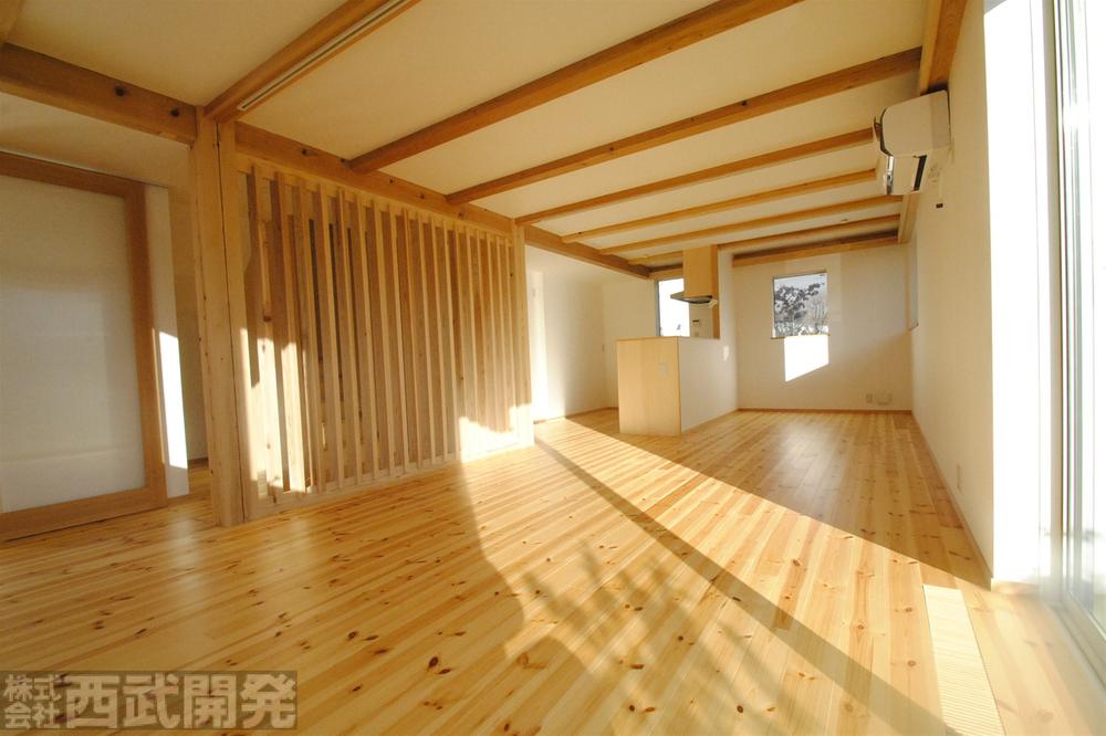 Living. LDK22.5 Pledge Counter Kitchen