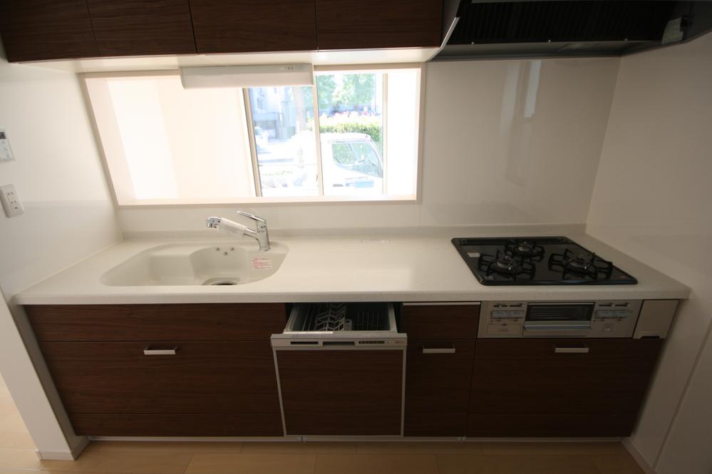 Kitchen. Indoor (September 2013) Shooting