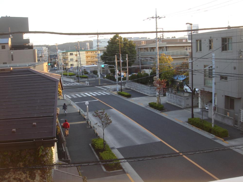 View photos from the dwelling unit. View from the site (November 2013) Shooting