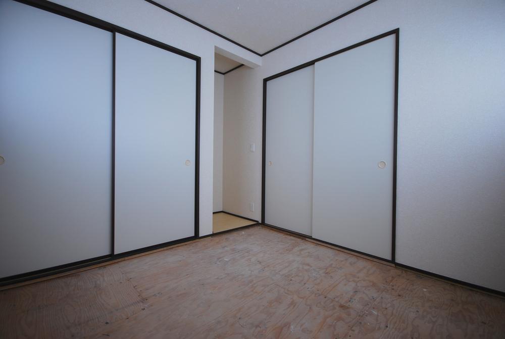 Non-living room. Local (2013 December shooting)