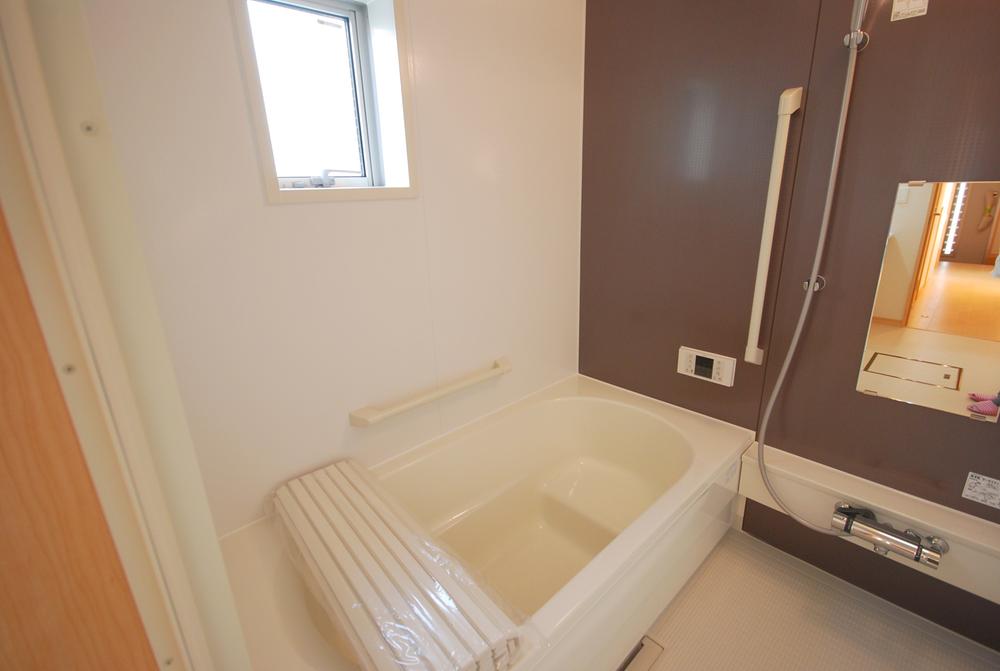 Bathroom. Local (2013 December shooting)