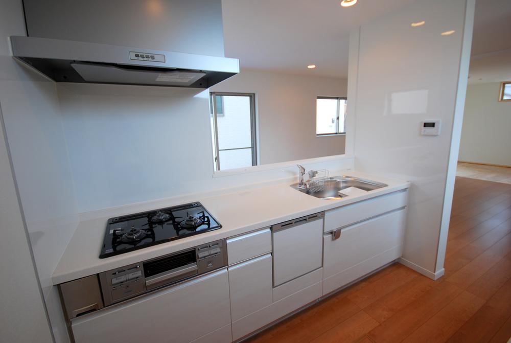 Kitchen. Indoor (September 2013) Shooting