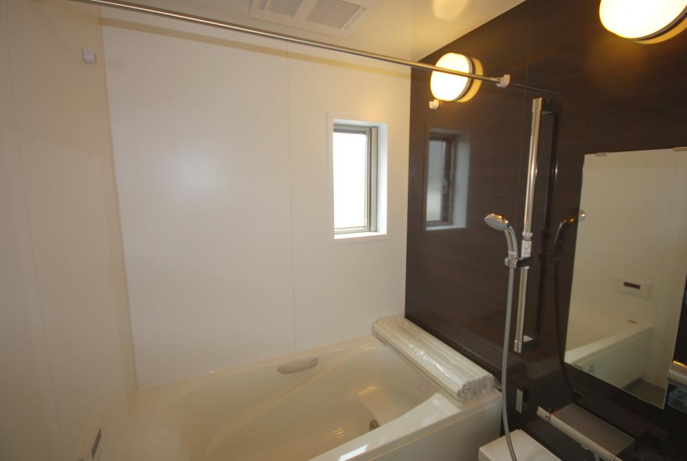 Bathroom. Indoor (September 2013) Shooting