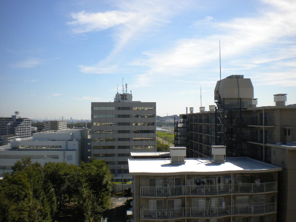 View photos from the dwelling unit. East side view (September 2013) Shooting
