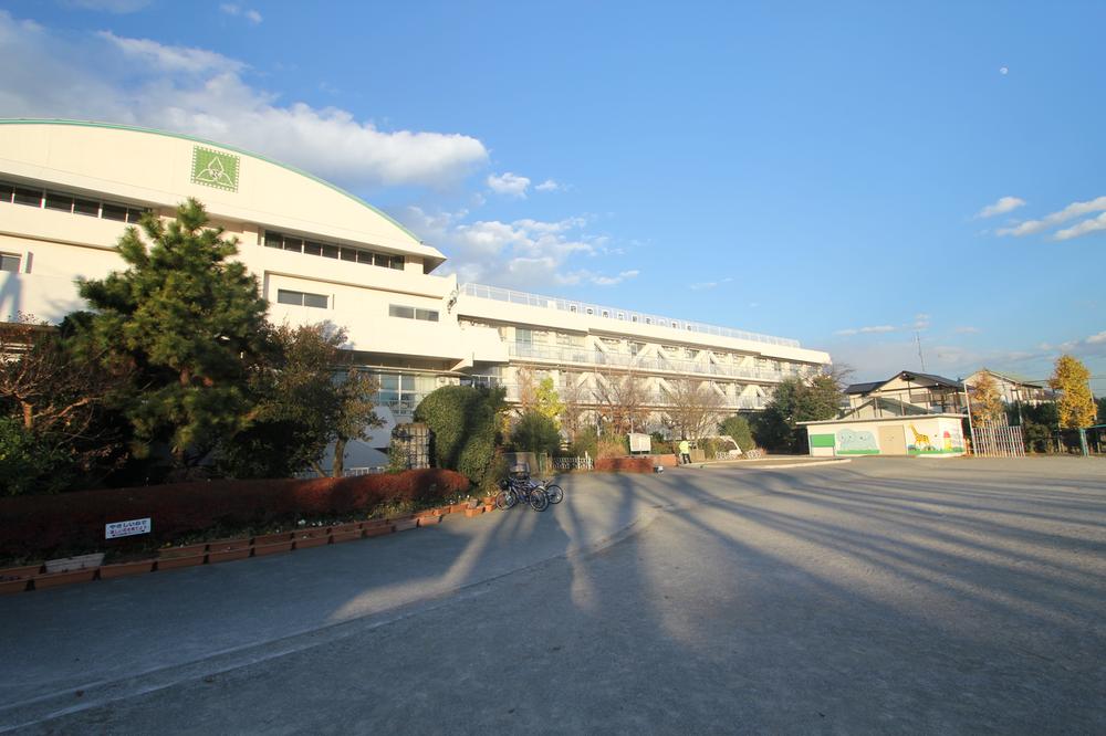 Other. Shinmachi Elementary School