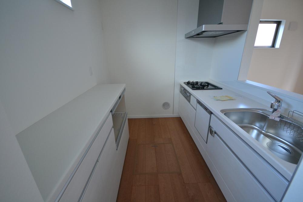 Receipt. Indoor (September 2013) Shooting