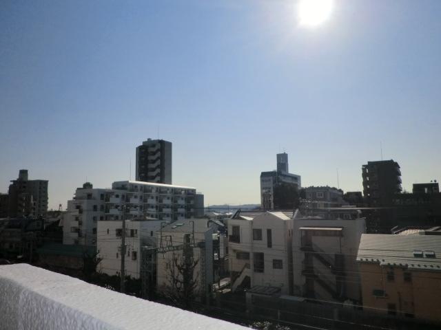 View photos from the dwelling unit. View from the site (December 2013) Shooting