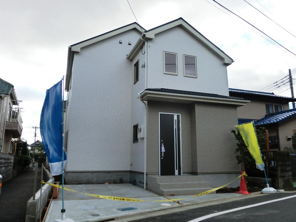 Local appearance photo