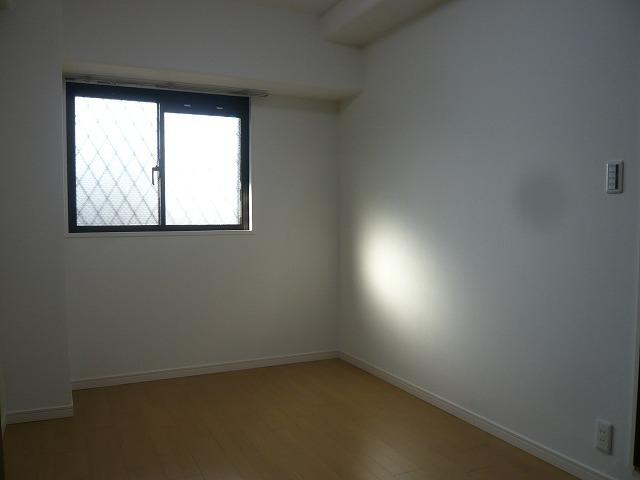 Other introspection. Western style room