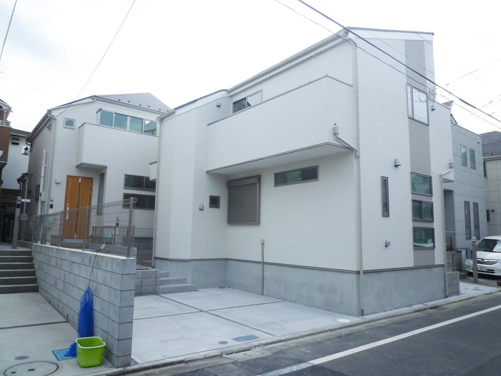 Local appearance photo