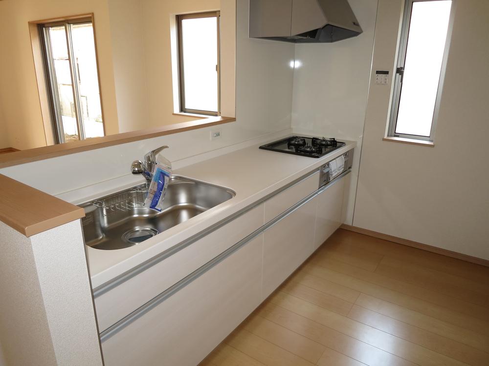 Same specifications photos (living). Local (11 May 2013) Shooting