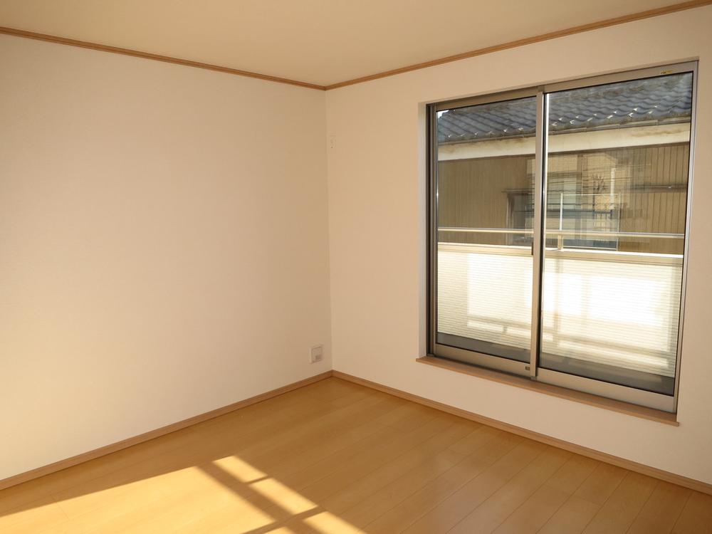 Non-living room. Local (11 May 2013) Shooting