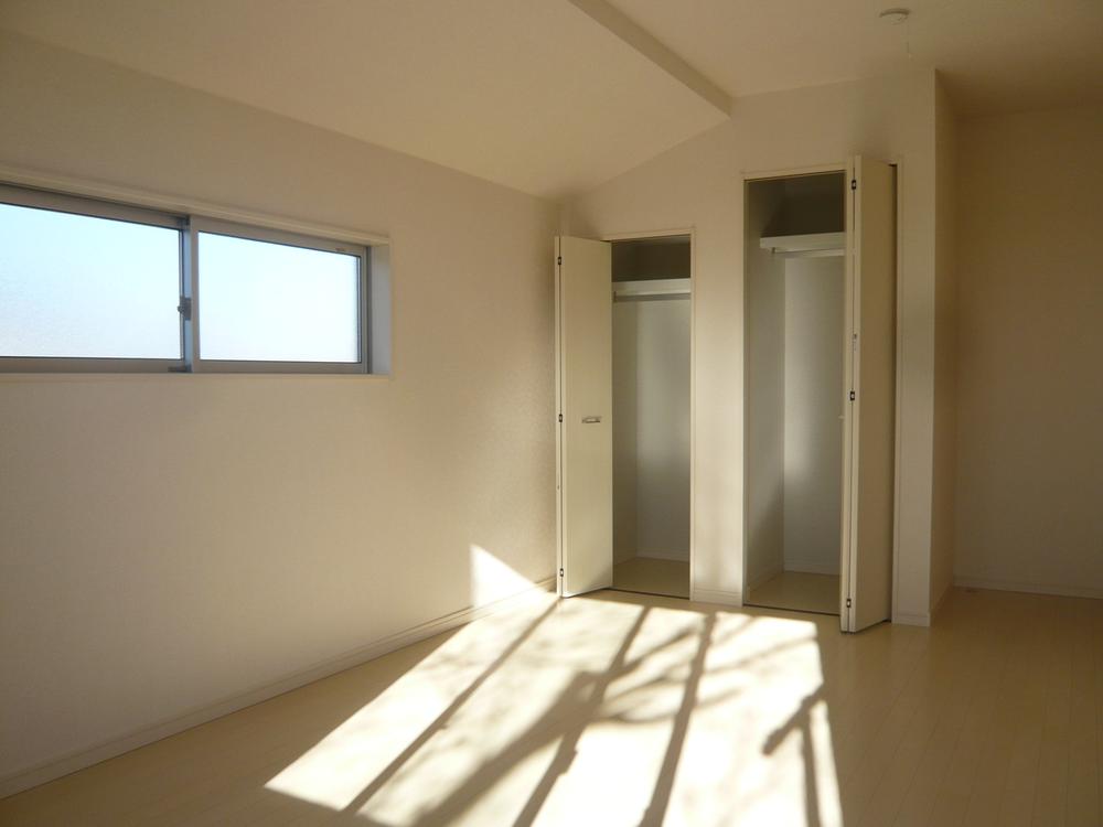 Other introspection. Western style room