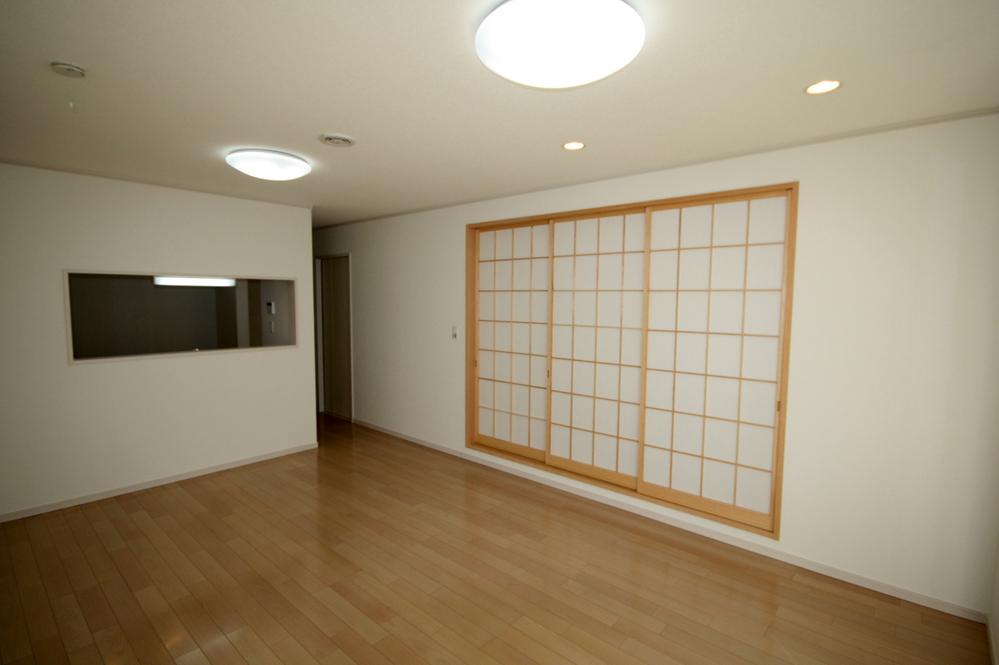 Living. Indoor (September 2013) Shooting