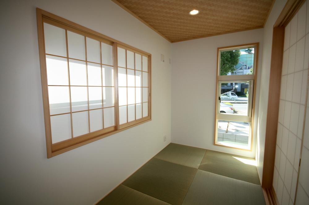 Non-living room. Indoor (September 2013) Shooting