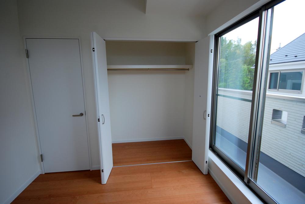 Same specifications photos (Other introspection). Seller construction cases