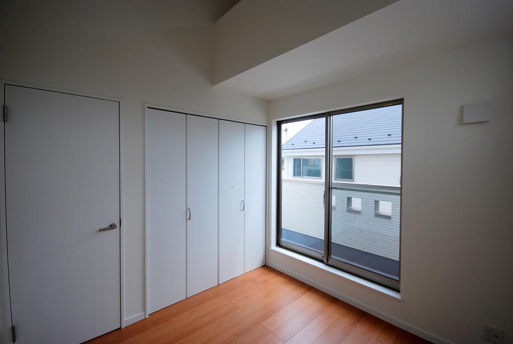 Same specifications photos (Other introspection). Seller construction cases