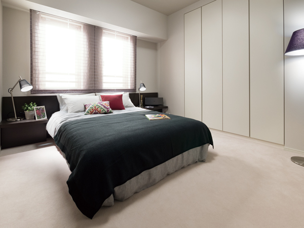 Western-style (1) lighting importance of twin sash specification. By easy twin closets to further organize, It can store plenty, It is possible to use the room and clean