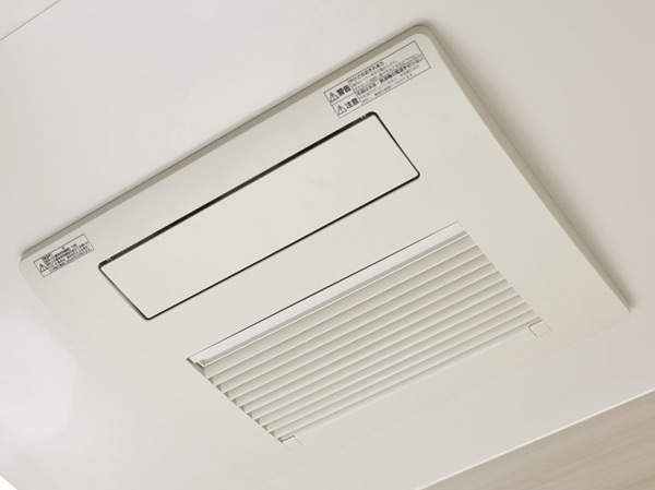 Bathing-wash room.  [Bathroom ventilation dryer] Of the day and night rain, It is possible to dry the laundry. With suppress the occurrence of mold in the bathroom, Also provides heating and cool breeze function.
