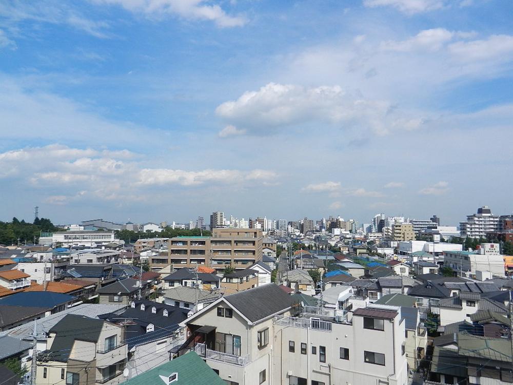 View photos from the dwelling unit. View from the site (July 2013) Shooting