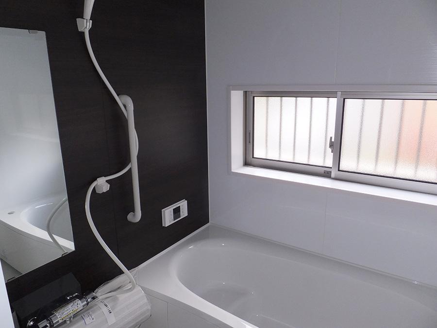 Bathroom. Indoor (10 May 2013) Shooting