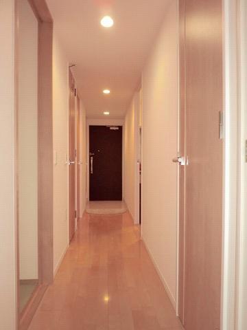 Entrance. Local (10 May 2013) Shooting