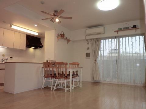 Living. Indoor (10 May 2013) Shooting