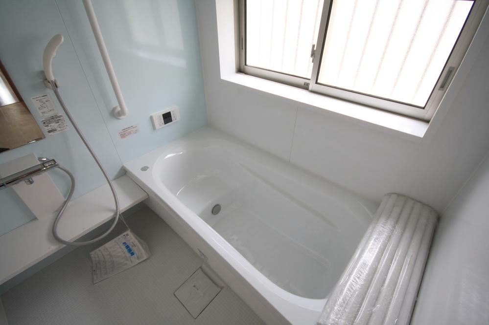 Same specifications photo (bathroom). Example of construction