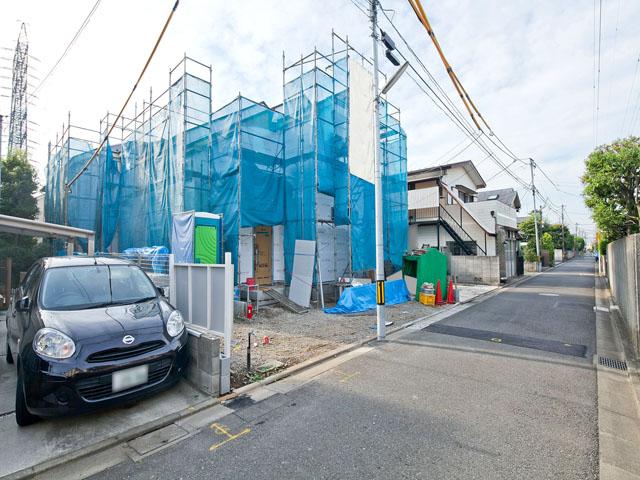 Local photos, including front road. Local (August 2013) Shooting