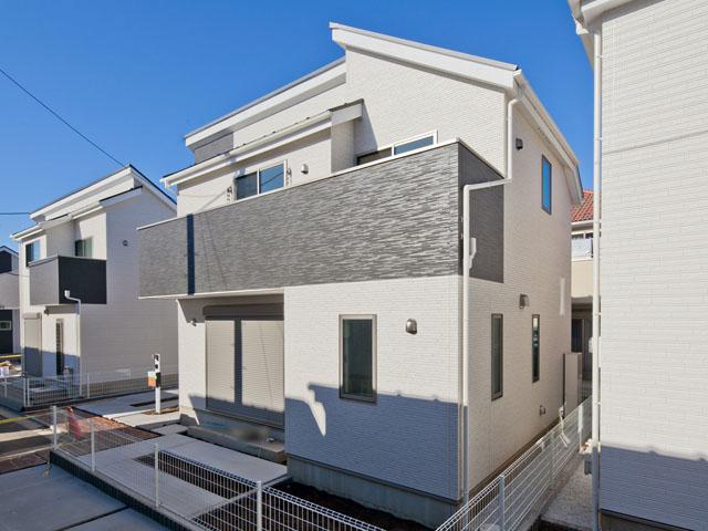 Local appearance photo. N Building Nearing completion