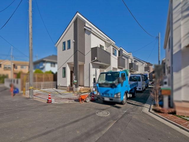 Local appearance photo. Field landscape Nearing completion