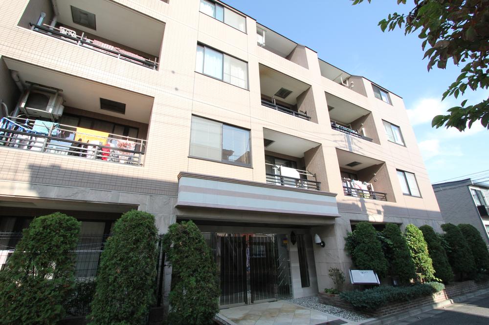 Local appearance photo. Convenient and popular of the Keio Line "Fuchu" Station 8-minute walk!