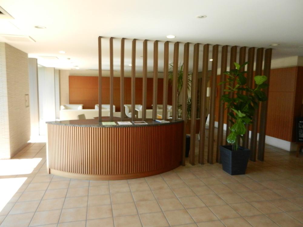 Entrance. Common areas