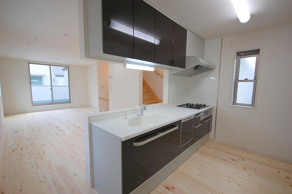 Kitchen. Indoor (September 2013) Shooting