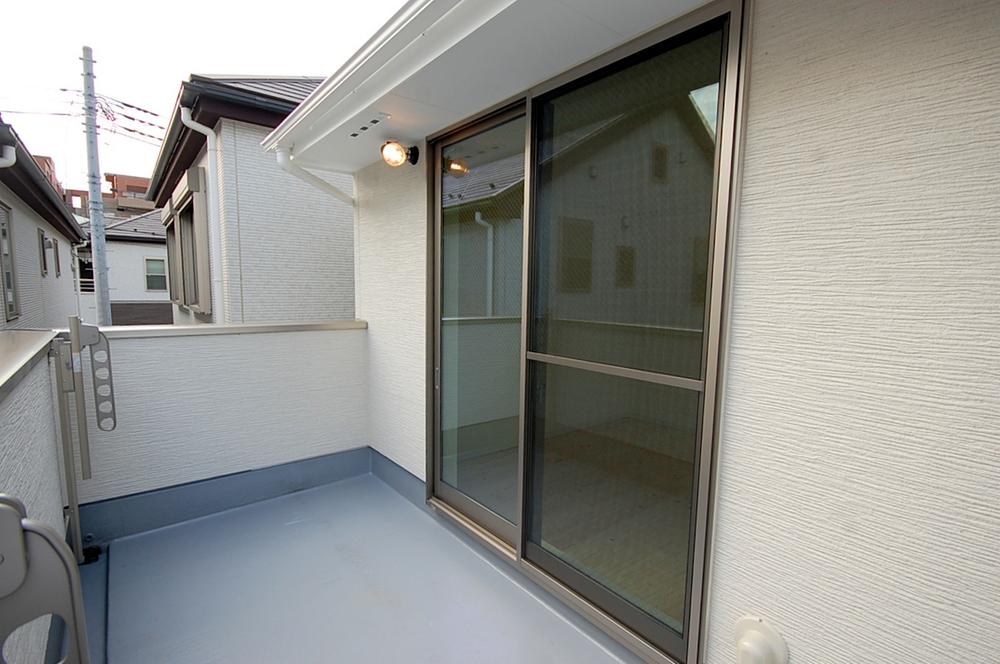 Balcony. Local (September 2013) Shooting