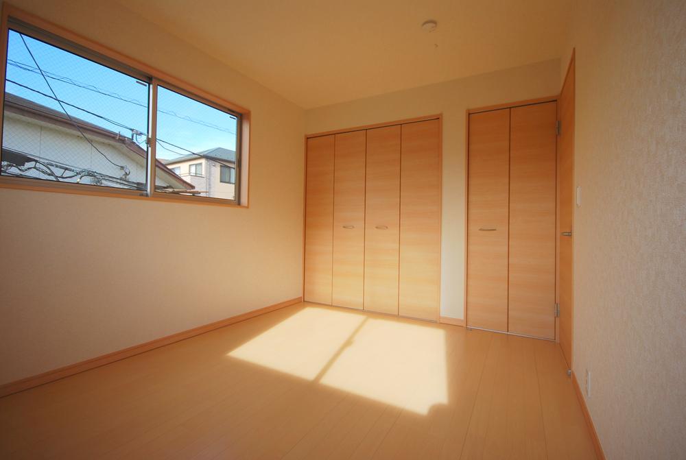 Non-living room. Local (2013 December shooting)