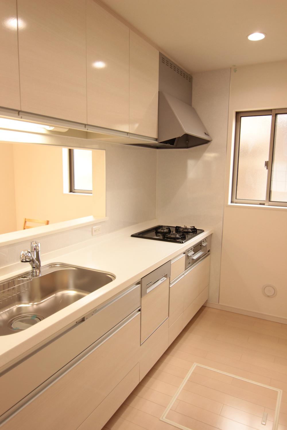 Kitchen. Building 2 kitchen