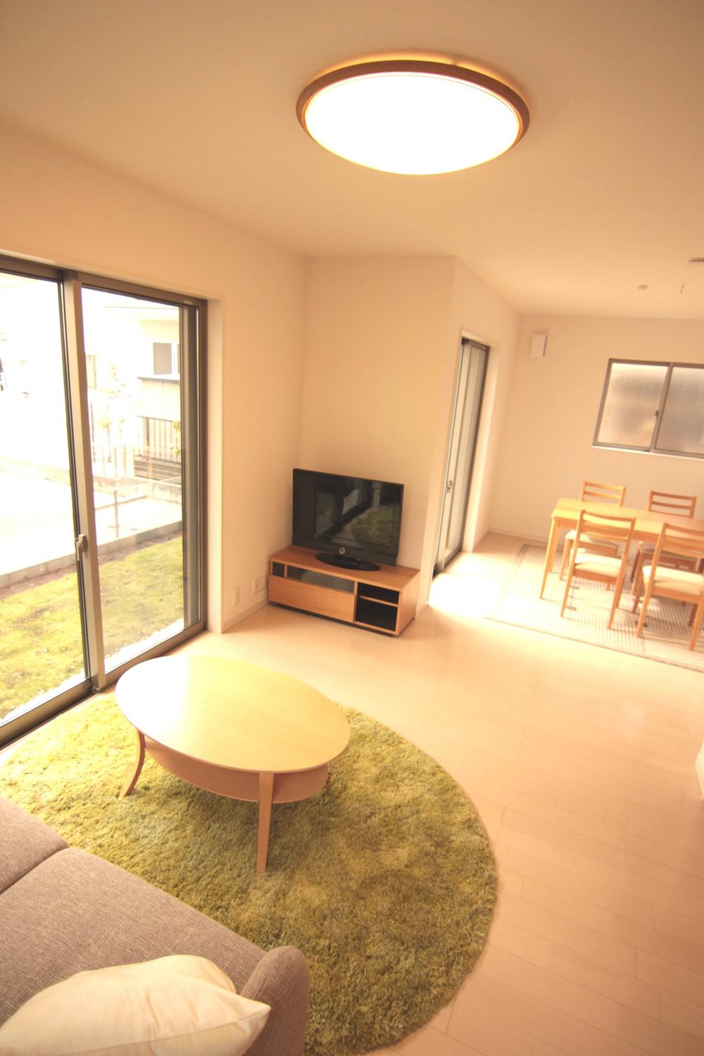 Living. Building 2 LDK