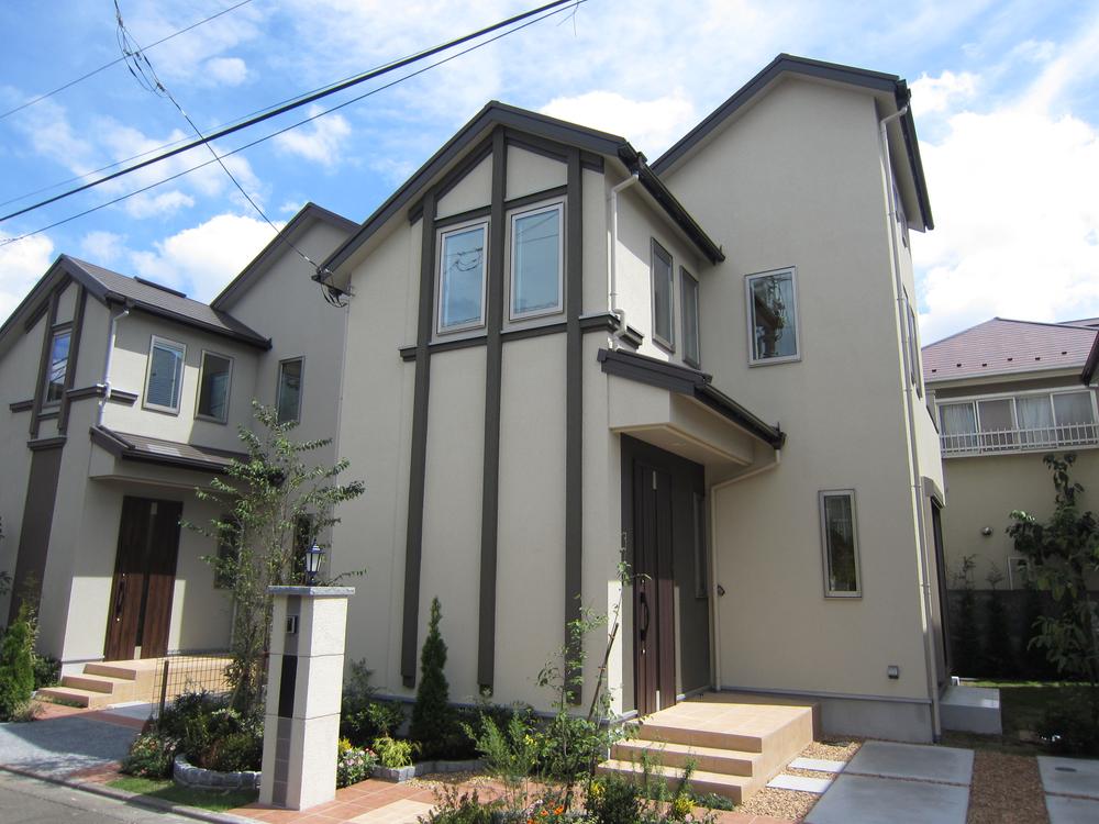 Local appearance photo. 3 Building site (September 2013) Shooting