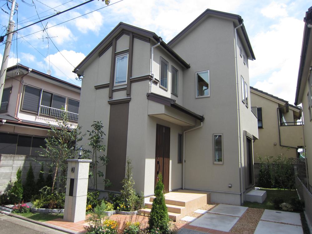 Local appearance photo. 4 Building Local (September 2013) Shooting