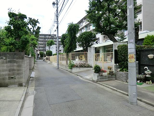 kindergarten ・ Nursery. 131m until Miyoshi nursery
