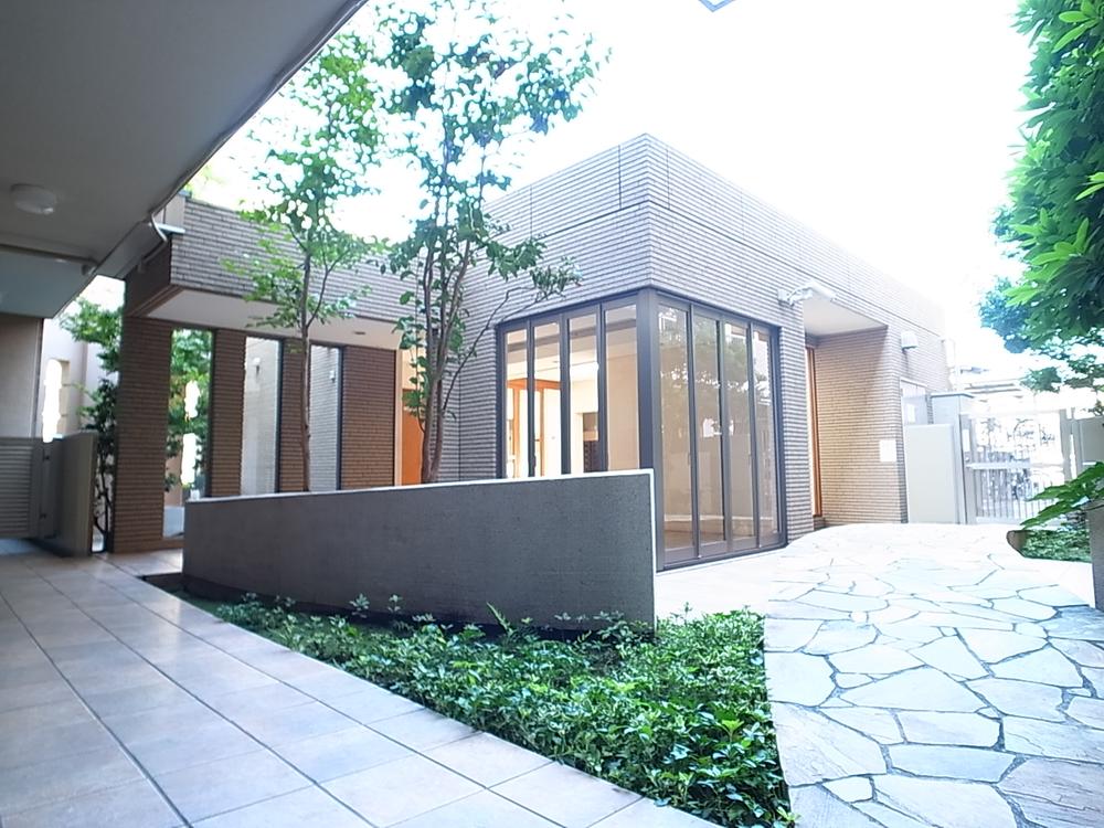 Other common areas. Common area (courtyard)