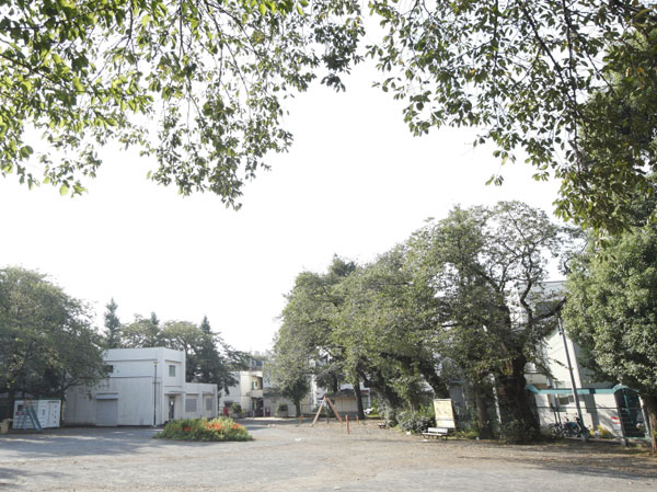 Surrounding environment. Miyoshi-cho, children's park (about 790m ・ A 10-minute walk)