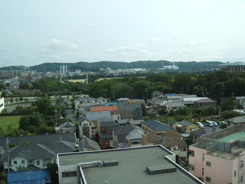 View photos from the dwelling unit. View from the site (July 2013) Shooting