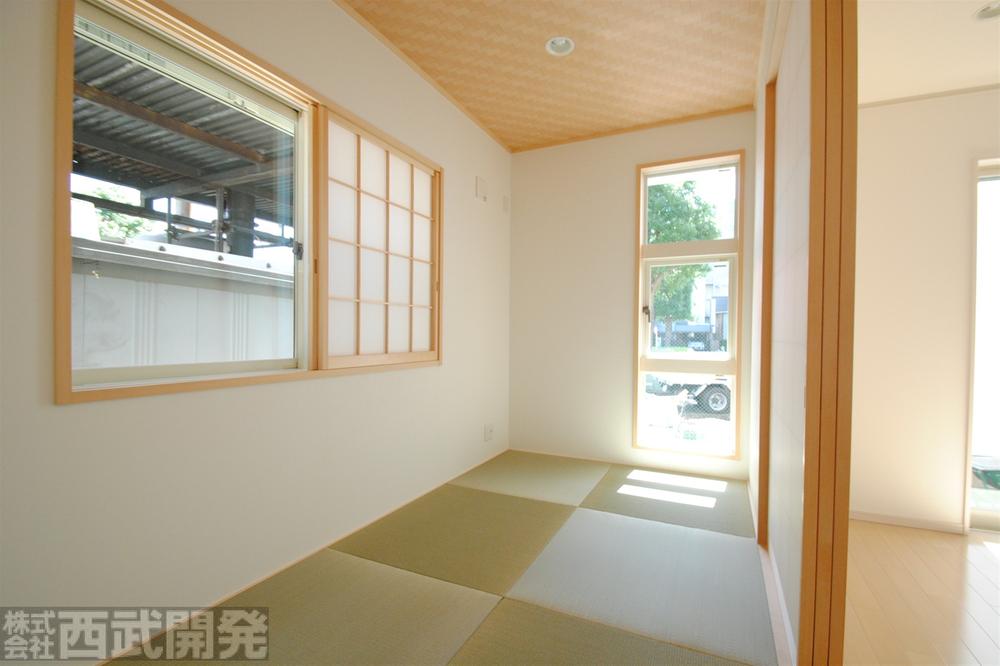 Non-living room. Building 2