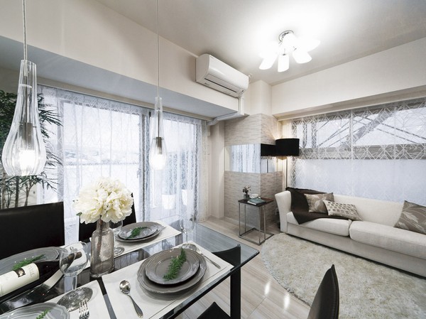  [living ・ dining] Living room a lot and the light of the two-sided lighting is poured ・ dining. One from the outside of the windows vista that can be Mount Fuji views charm ※ . Less unobstructed visibility in the surrounding area, Empty beauty that spread would be to bring excitement to the day-to-day life.