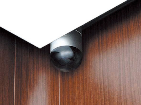 Security.  [Elevator in the security camera] You can monitor the status of the elevator box, such as monitoring room. Effective is the deterrence of crime and mischief in the elevator.
